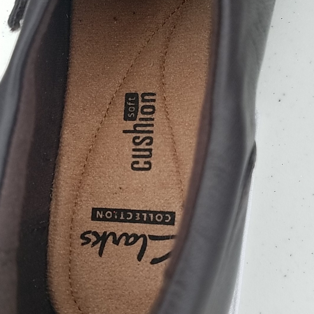 Shoes - Picture 5 of 5